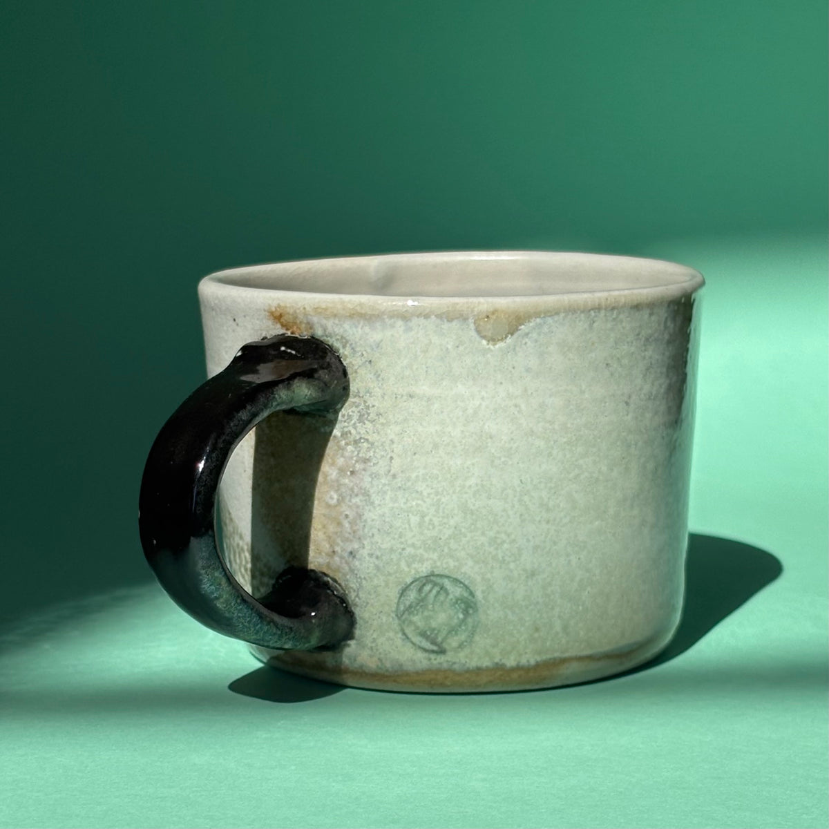 Sturdy bolt mug