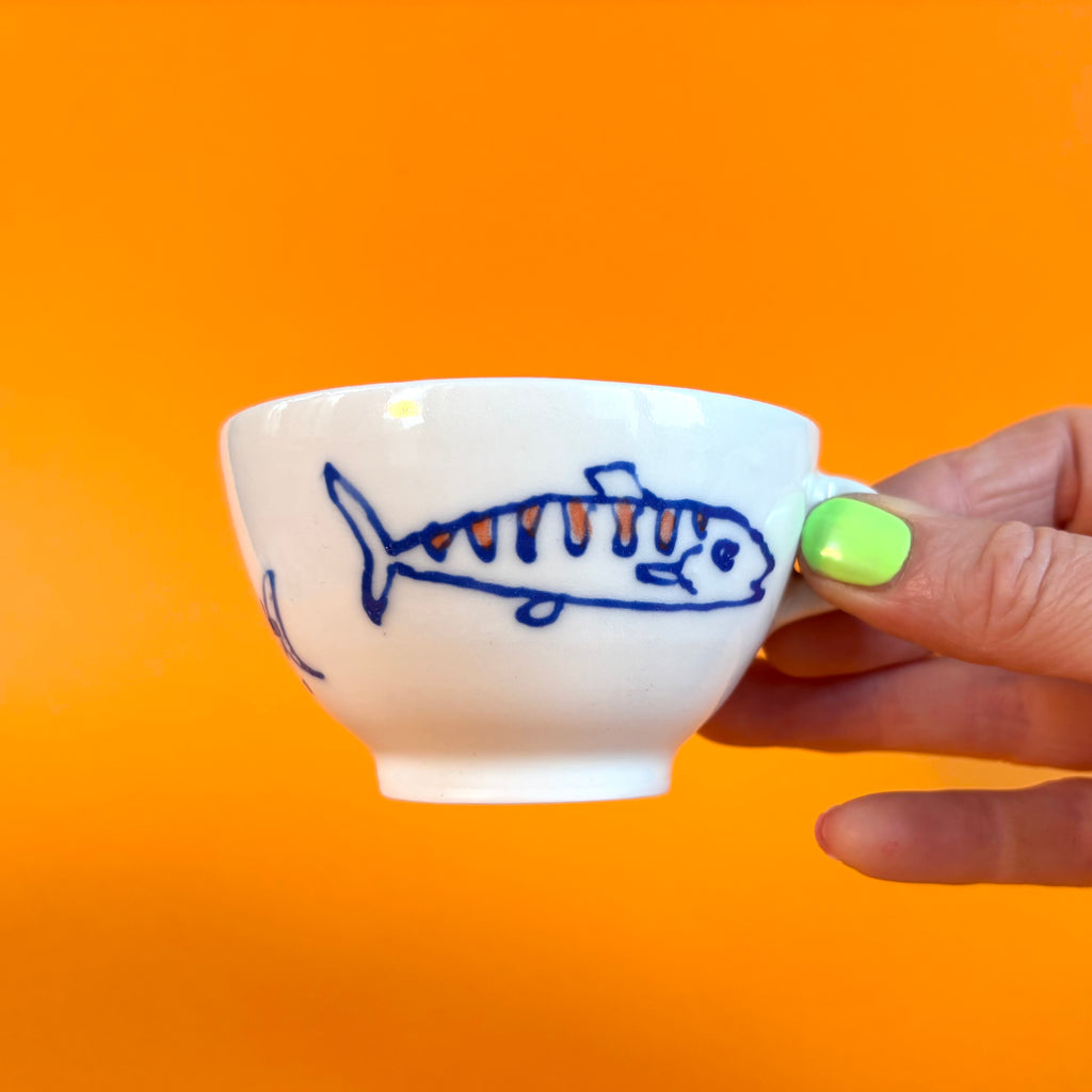 Fish cup
