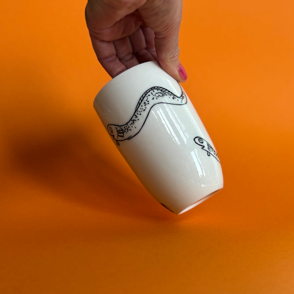 Large narrow eel mug