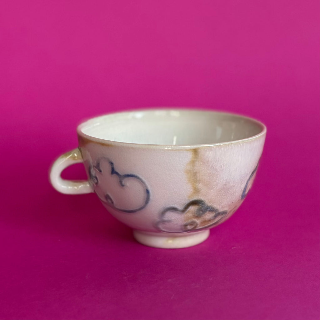 Salt fired cloud cup