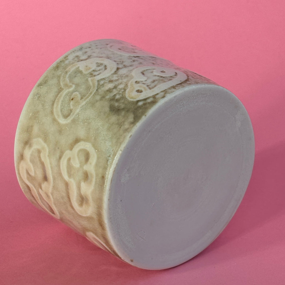Cloudy tumbler from the salt kiln
