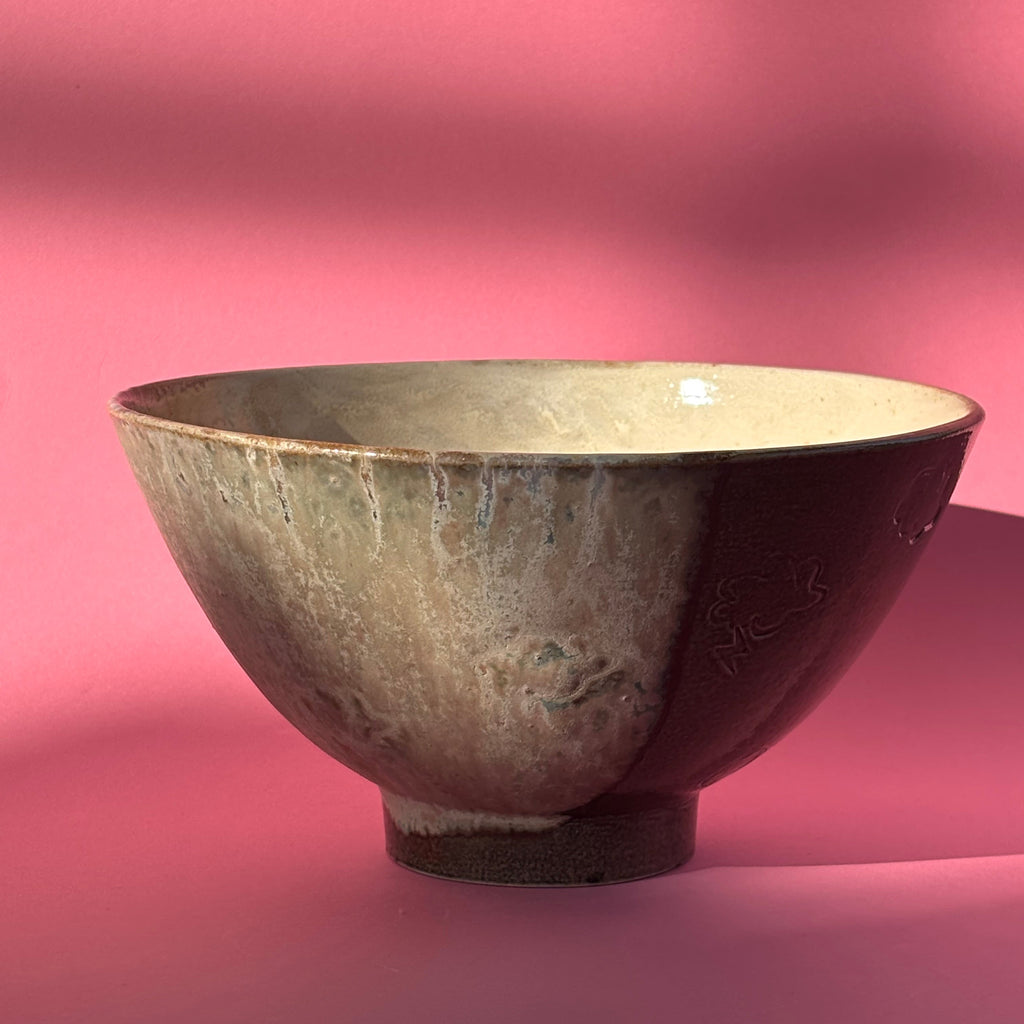 Salt-fired bowl